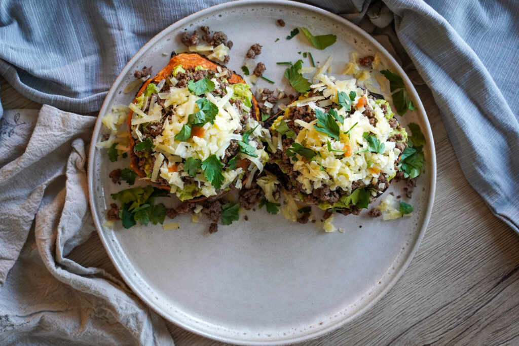 сладък картоф с телешка кайма