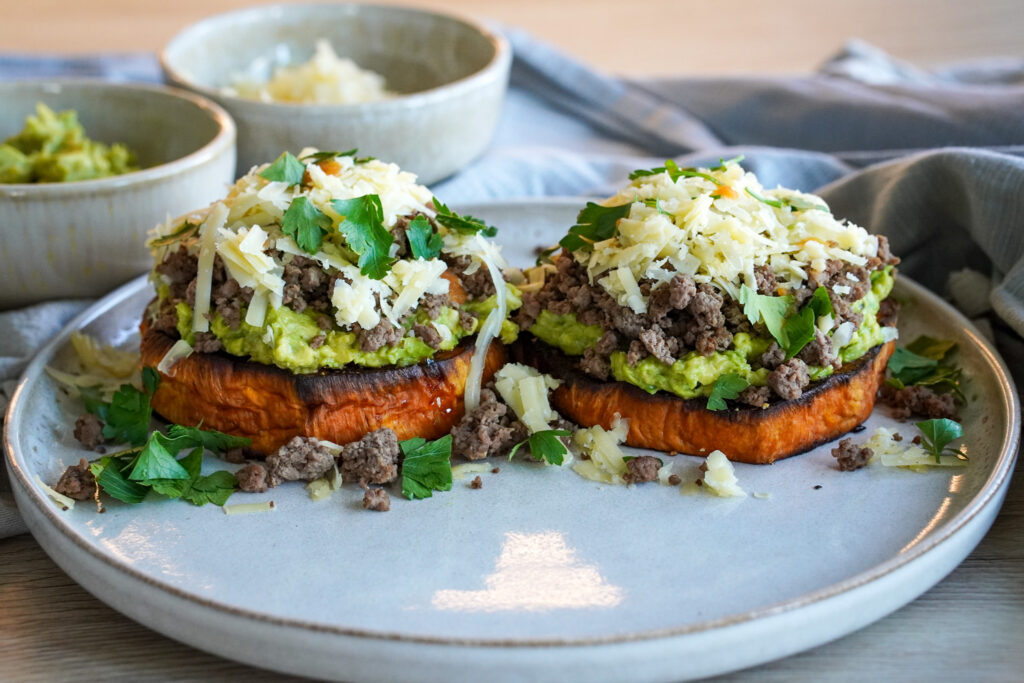 сладък картоф с телешка кайма