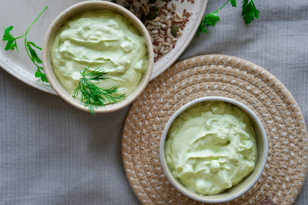 авокадо дзадзики