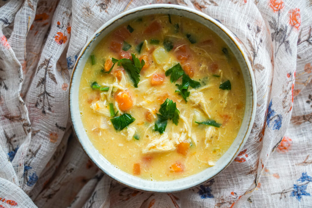 пилешка супа